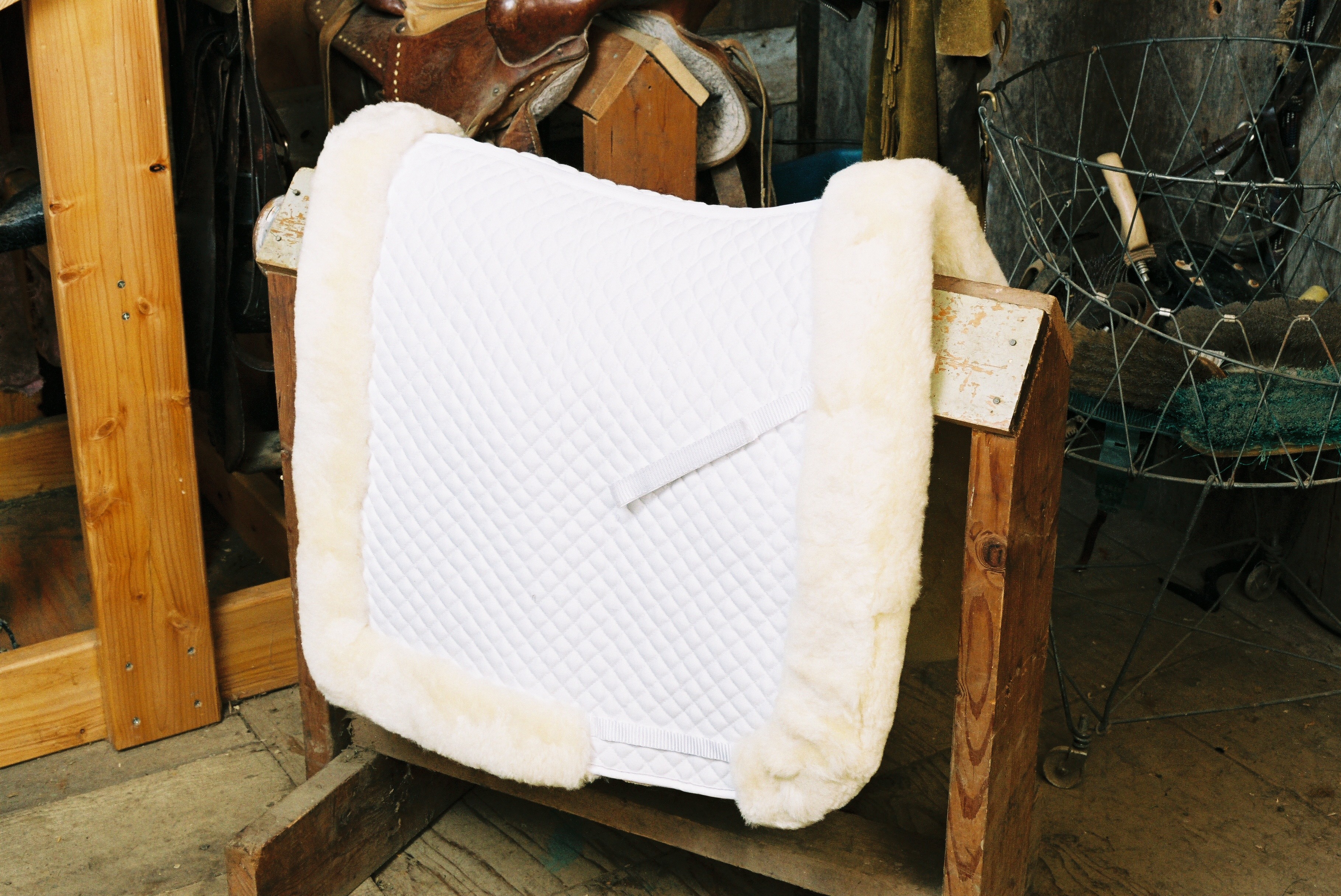 Dressage Saddle Blanket with Complete Lining & Full Roll Edge Blue