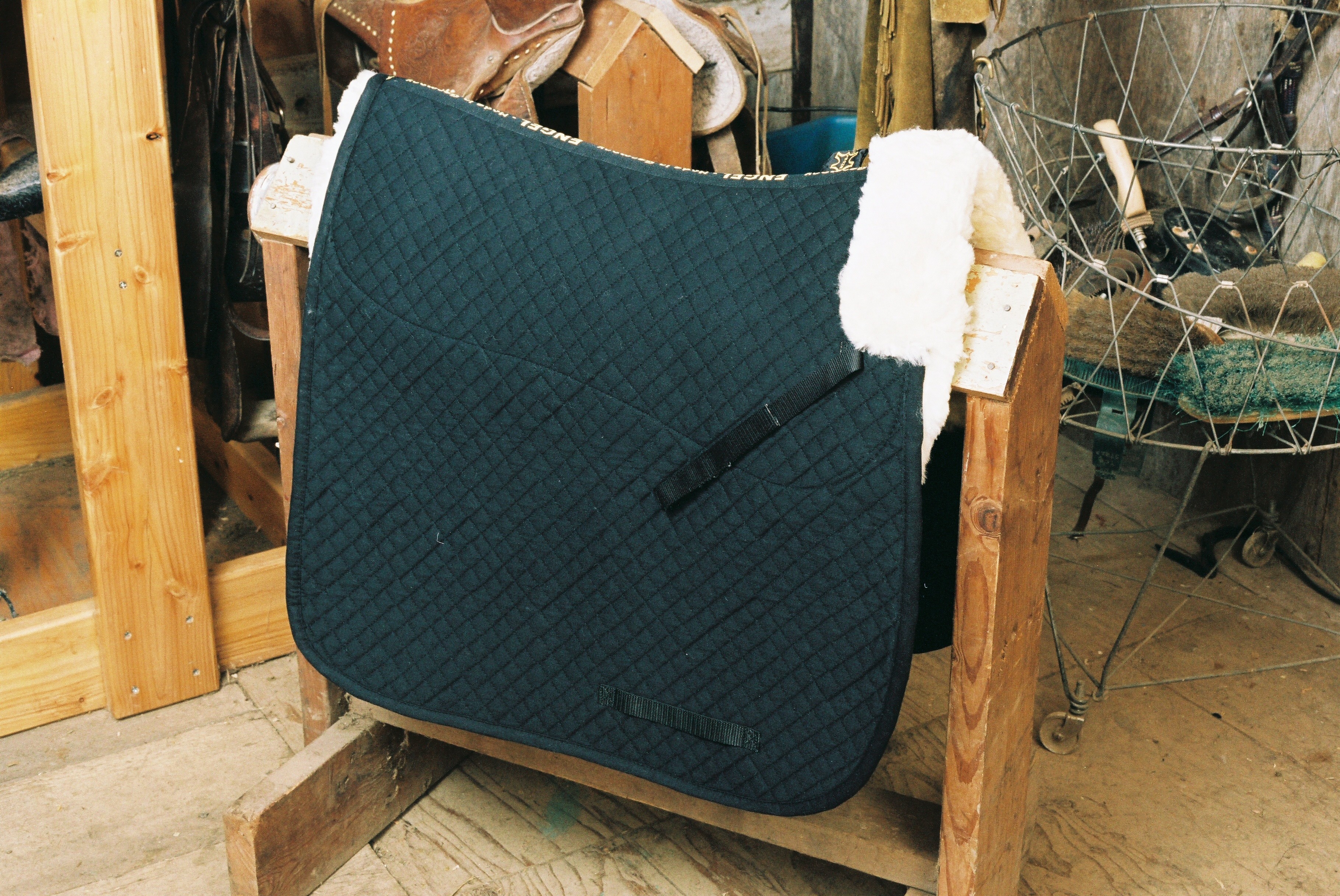 Dressage Saddle Blanket with Pommel Roll Black Engel Sheepskin Horse Tack